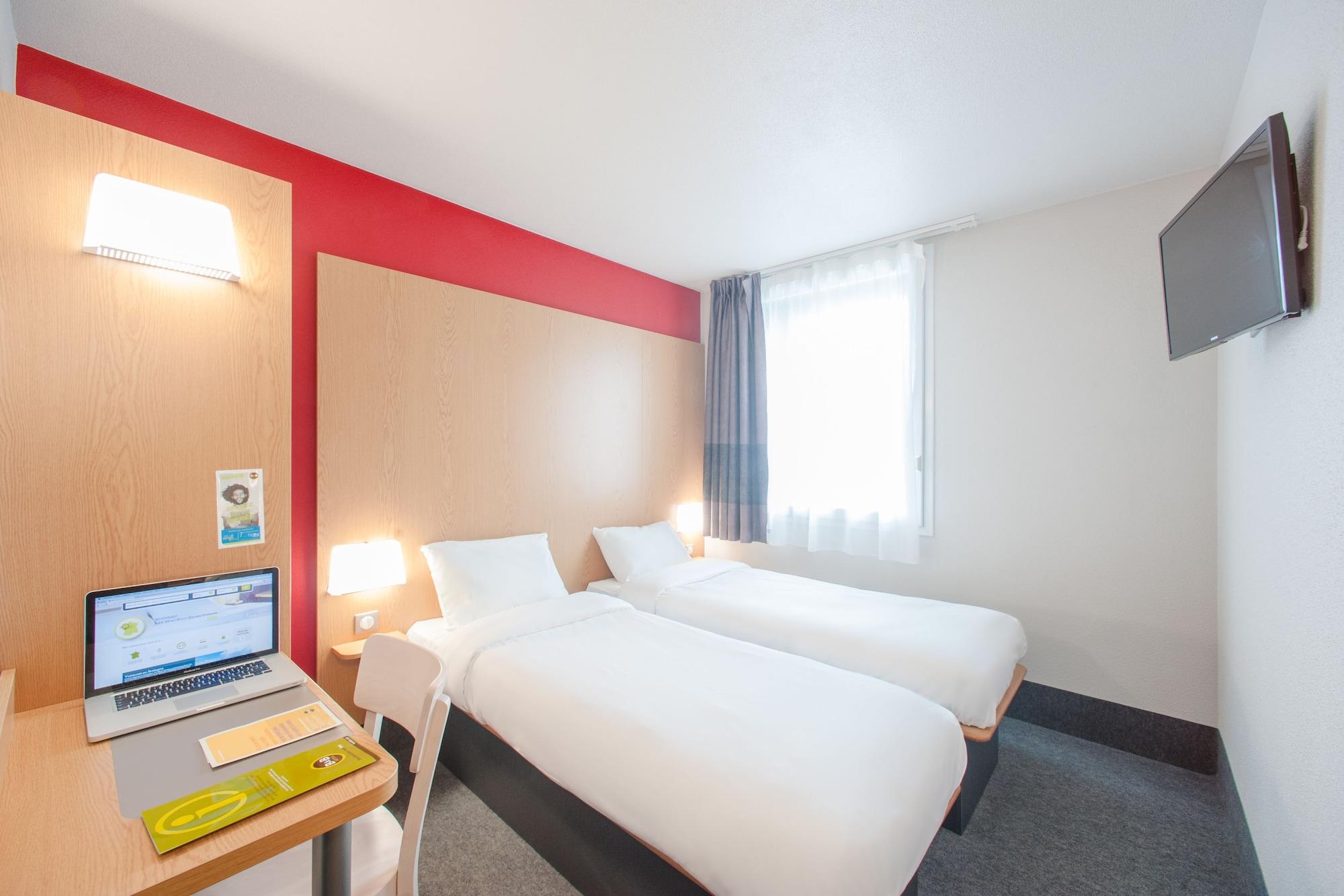 B&B Hotel Cannes La Bocca Plage Bagian luar foto